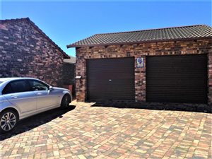 4 Bedroom Cluster in Greenacres