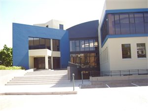 1358 m² Office Space in Ferndale