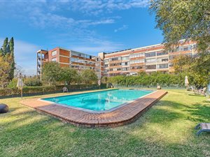 1 Bed Apartment in Fairway