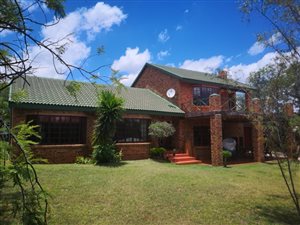 3 Bed House in Pebble Rock