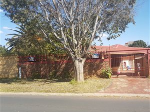 3 Bedroom House in Brakpan North