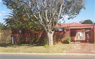 3 Bedroom House in Brakpan North
