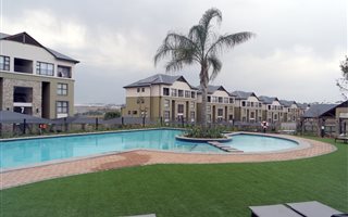 1 Bedroom Apartment in Waterfall Estate