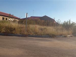 316 m² Land available in Rethabile Gardens