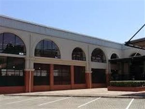 3100 m² Commercial space in Riverhorse Valley