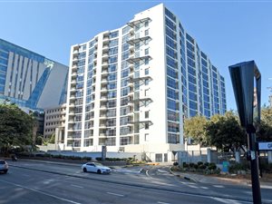 1 Bed Apartment in Sandton City