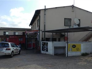 Commercial space in Stonebridge