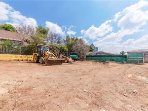756 m² Land available in Linden