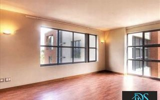 3 Bedroom Apartment in Hyde Park