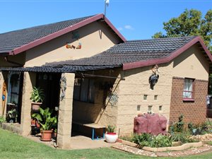 3 Bed House in Amajuba Park