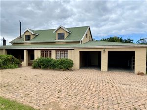 12.8 ha Farm in Great Brak River