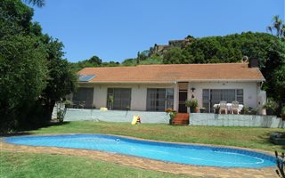3 Bedroom House in Glenanda