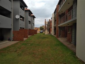 Townhouses To Rent In Centurion West Private Property