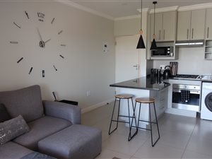 1 Bed Apartment in Roodepoort Central