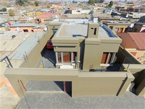 2 Bed House in Soweto Central