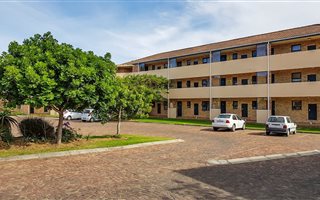 2 Bedroom Apartment in Grahamstown Central