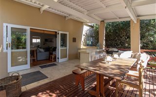 5 Bedroom House in Kenton-on-Sea