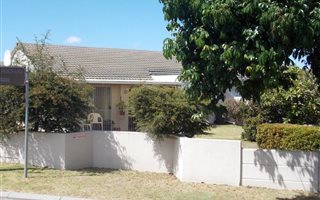 3 Bedroom House in Panorama