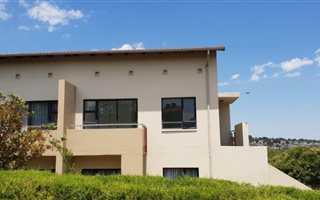 2 Bedroom Apartment in Jackal Creek Golf Estate
