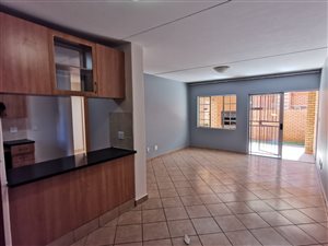 3 Bed House in Paramount Estate
