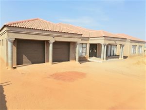 4 Bed House in Lebowakgomo