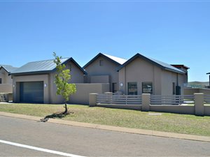 3 Bed House in Copperleaf