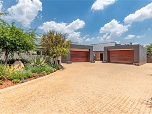 4 Bed House in Witfontein