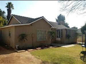 3 Bed House in Hurlyvale