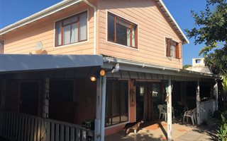 4 Bedroom House in Tergniet