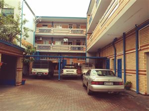 600 m² Commercial space in Lenasia