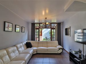 2 Bed Duplex in Morningside