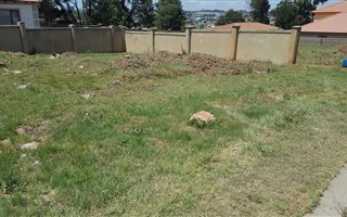 317 m² Land available in Munsieville South