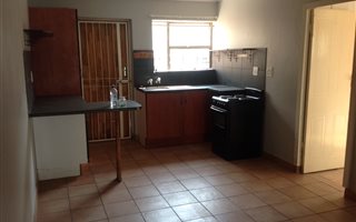 1 Bedroom Garden Cottage in Bergtuin