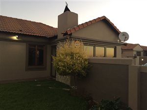 2 Bed House in Willow Park Manor