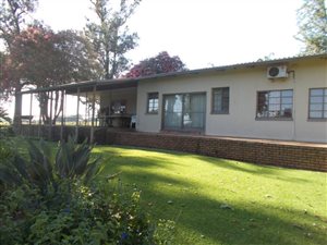 25.8 ha Farm in Waterval