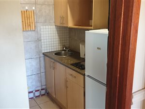1 Bed Apartment in Brandwag
