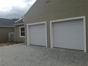 4 Bed House in Paarl