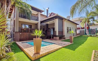 4 Bedroom House in Mooikloof Gardens
