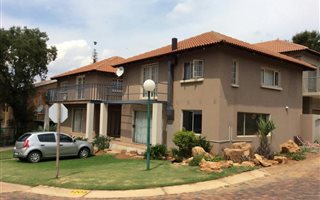 3 Bedroom Apartment in Kungwini Country Estate