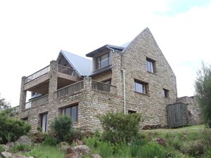 6 Bed House in Howick