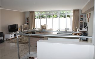 2 Bedroom Apartment in Hout Bay and surrounds