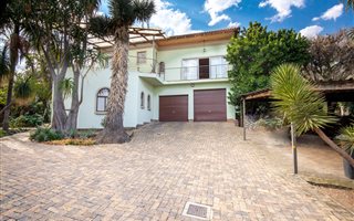 4 Bedroom House in Faerie Glen