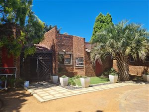 4 Bed House in Flamwood
