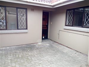 3 Bedroom Simplex in Veld En Vlei