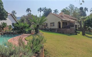 5 Bedroom House in Chase Valley Heights