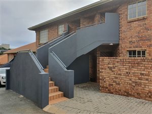 2 Bed Townhouse in Erasmuskloof