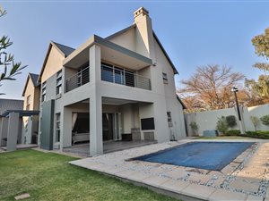 5 Bed House in Waterkloof Heights
