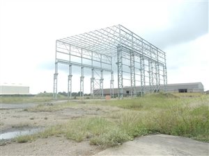 1020 m² Commercial space in Alton