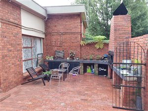 4 Bed House in Hutten Heights