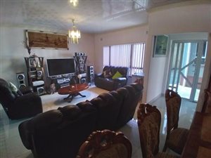 3 Bed House in Wentworth